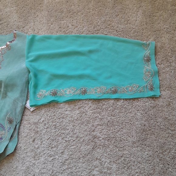 Wilsons Leather Turquoise Embroidered Blouse - Picture 8 of 12